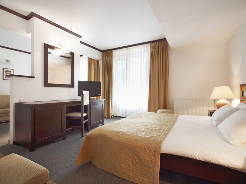 Ana Hotels Bradul Poiana Brasov Exterior foto